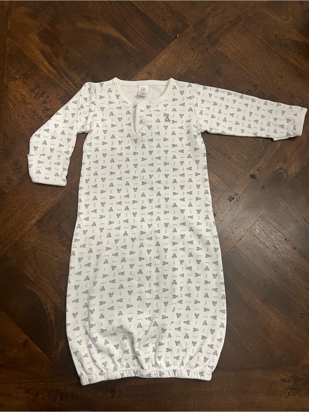 Vintage 2003 baby GAP Brannan Bear Sleep Gown